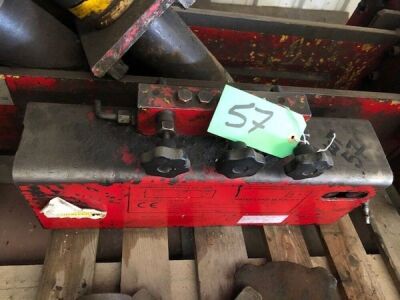 Major-Lift, Air Operated, 20 Tonne Roller Pit Jack - 6