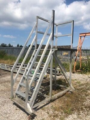 Aluminium Travelling Gantry Steps