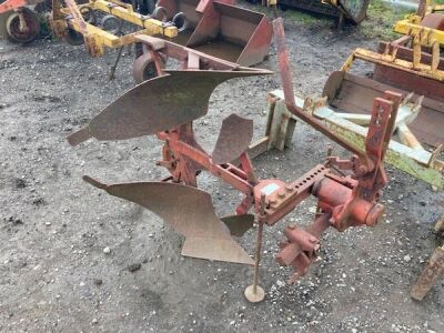 Single Plough Reversible - 2