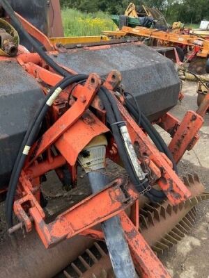 Redexim Verti Drain 305-200 Aerator - 3