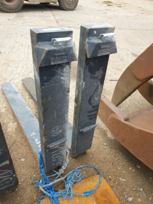 Set of Pallet Forks - 3