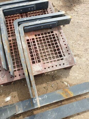 Set of Pallet Forks