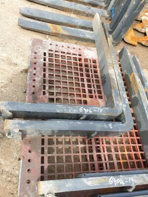 Set of Pallet Forks - 3