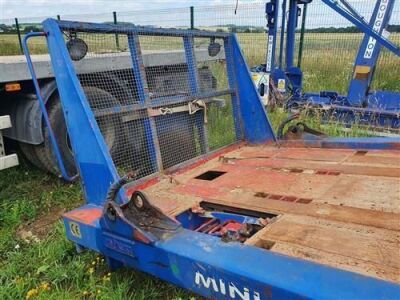 2007 Hyvalift Skip Loader Equipment - 2