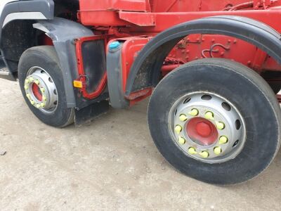 2008 Volvo FM400 8x4 Hook Loader - 11