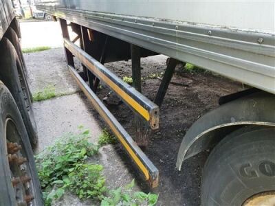 1998 Gray & Adams Tandem Axle Fridge Trailer - 16