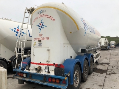 2013 Spitzer Triaxle 37m³ 2 Pot Triaxle Tanker Trailer - 3