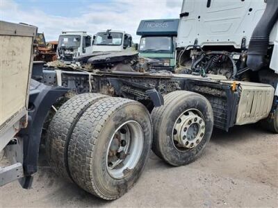 2014 Mercedes Actros 2551 6 x 2 Midlift Tractor Unit - 13