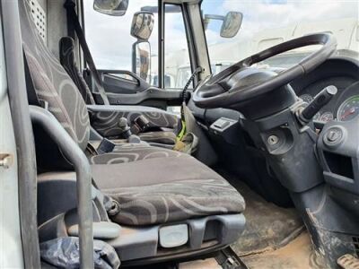 2011 Iveco Eurocargo 75E16 4x2 Flat - 11