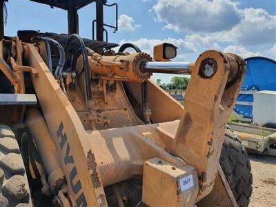 2018 Hyundai HL955 Wheeled Loader - 4