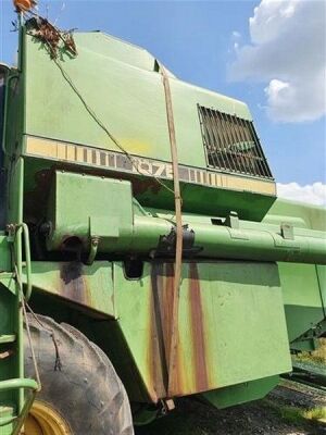 John Deere 1075 Combine - 11