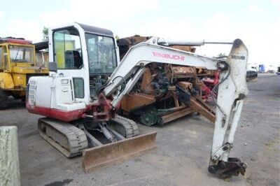 2008 Takeuchi TB125 Mini Digger - 11