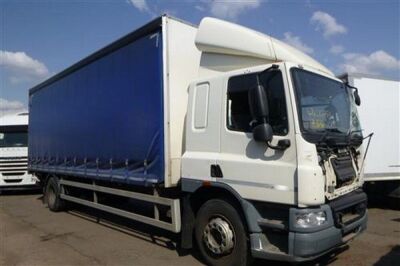 2011 DAF CF 65 220 4x2 Curtainsider