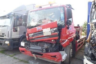 2013 DAF CF 65 250 4x2 Crane Cheese Wedge Beavertail