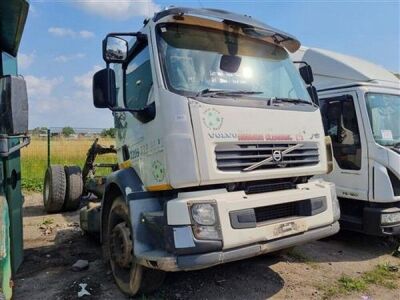2011 Volvo FL 240 4x2 Chassis Front & Rear Sections